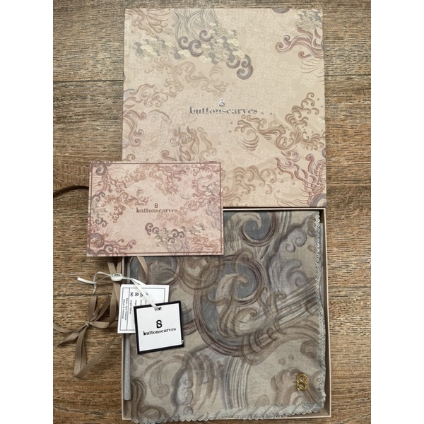 Preloved Buttonscarves Wave Series in Sand