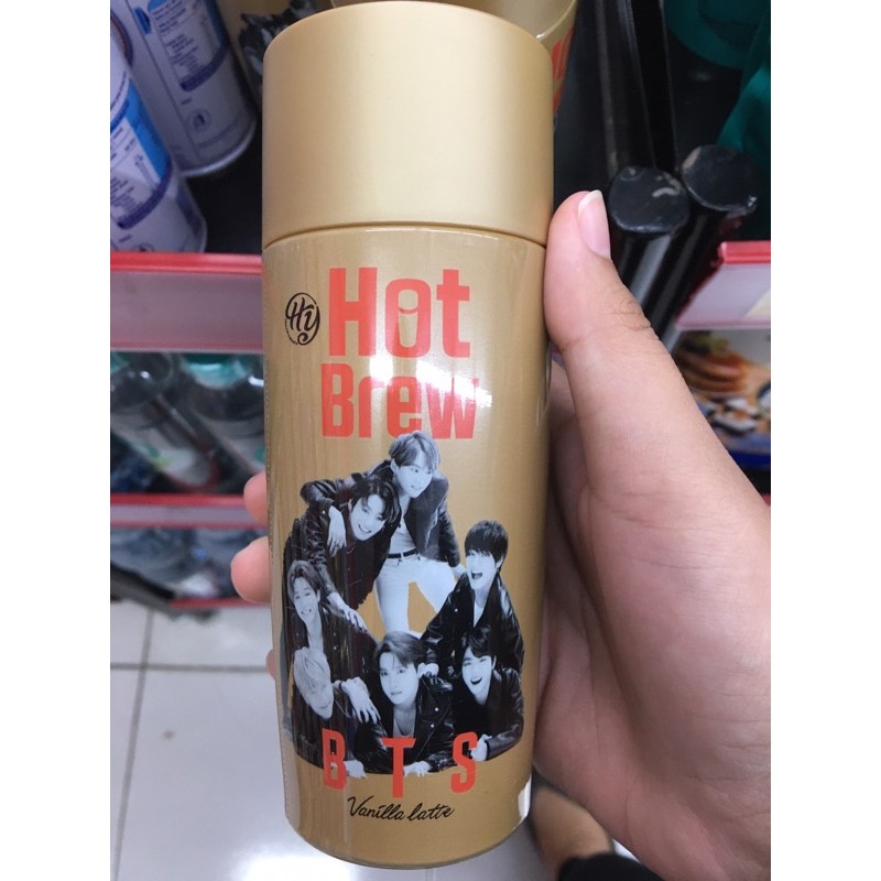 

Hot Brew kopi BTS paldo Vanilla latte, kopi bangtan