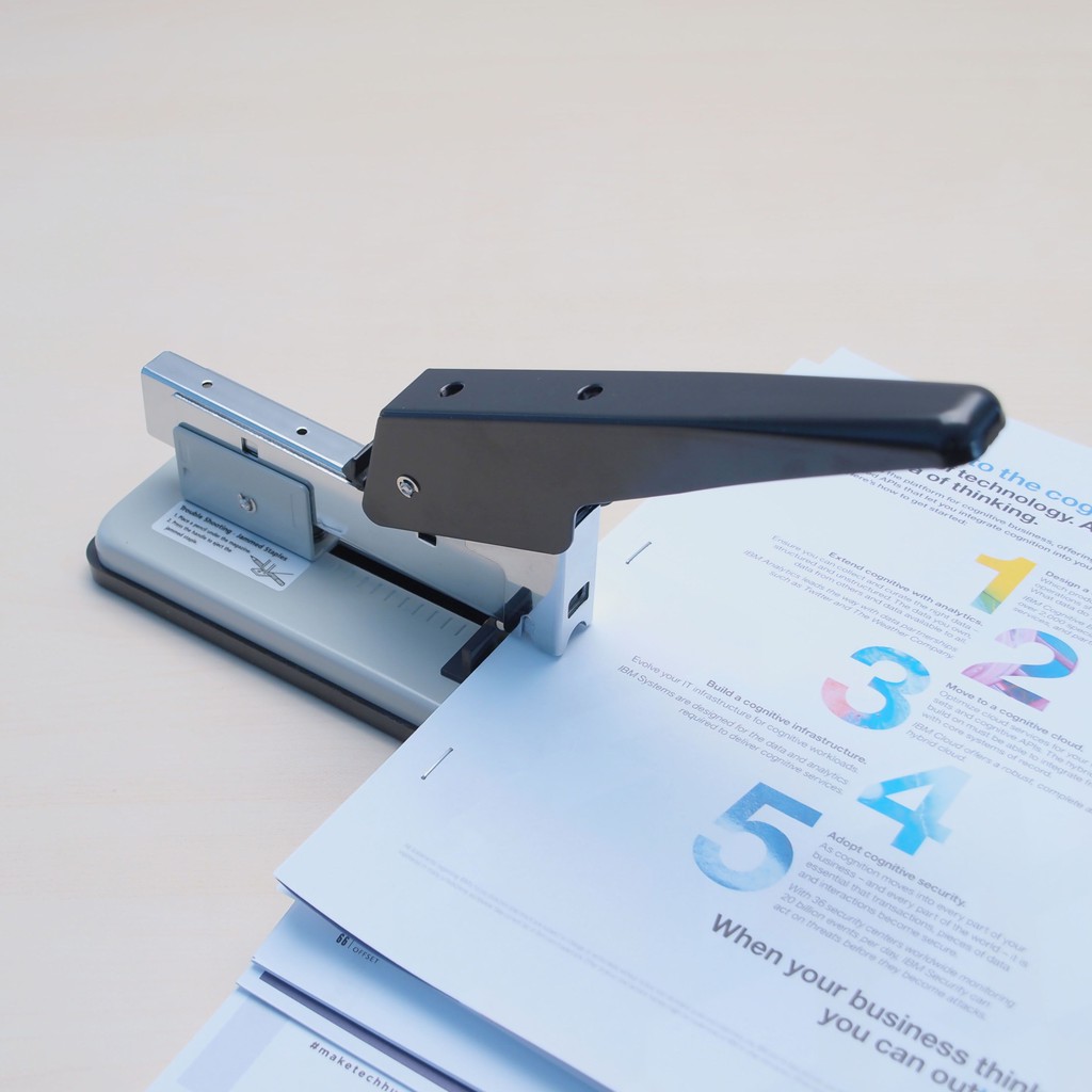 Stapler KW-trio 50SC Grand Heavy DutyStapler 120 lembar. GRATIS ISI