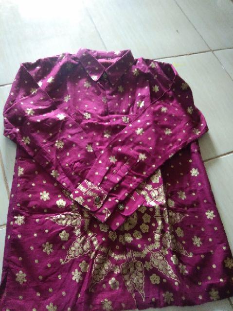 Pasangan Gamis Batik Matahari Merah