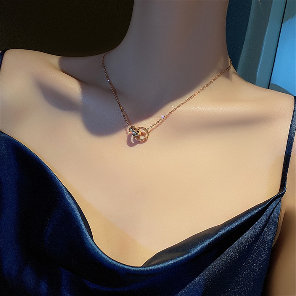 Rose Gold Zircon Titanium Stainless Steel Cincin Ganda Angka Romawi Kalung untuk Wanita