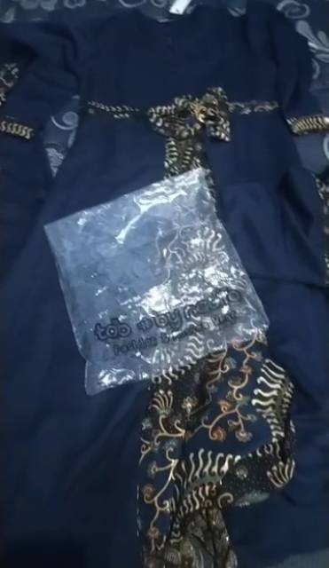 Terbaru Gamis Remaja Couple Pasangan Batik Baloteli Dress Wanita Couple Mewah Motif Batik Premium