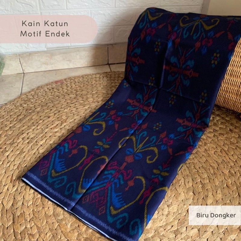 Kamen lembaran katun motif endek