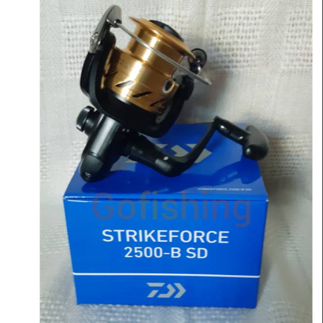 Reel daiwa strikeforce 2500-B SD