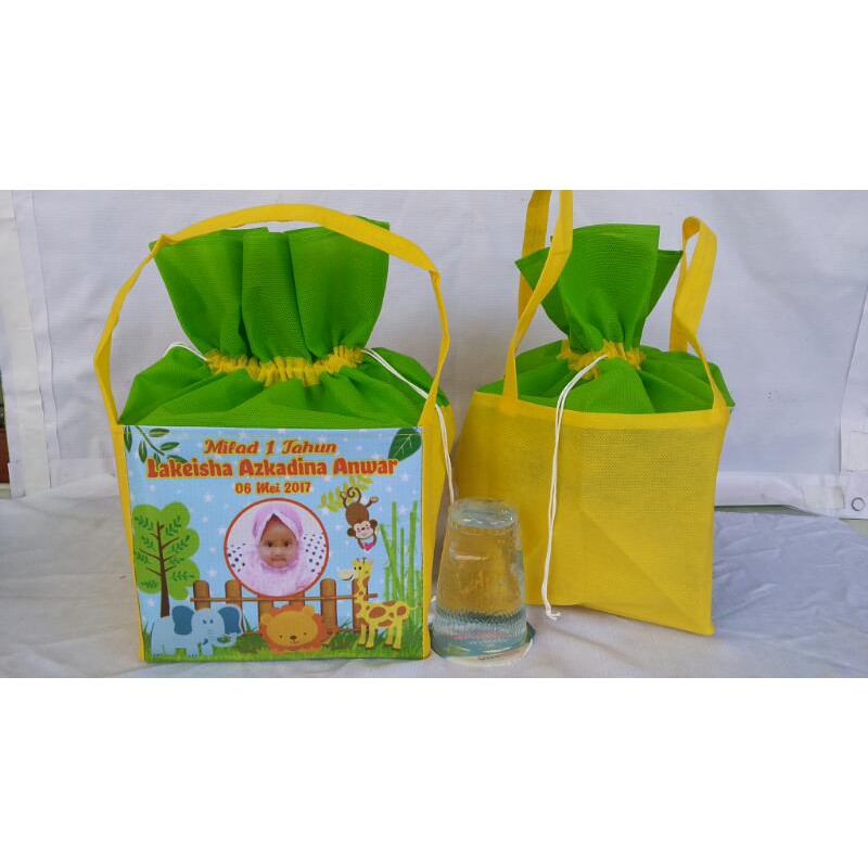 

[FREE DESAIN] TAS Spunbond SERUT VINIL CUSTOM 20x20 Goodie Bag souvenir ulang tahun anak goody ultah