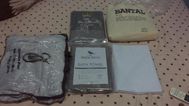 Bantal Sablon / Bantal Custom Couple / Bantal Dekorasi Ukuran 40x25 Satu Pasang