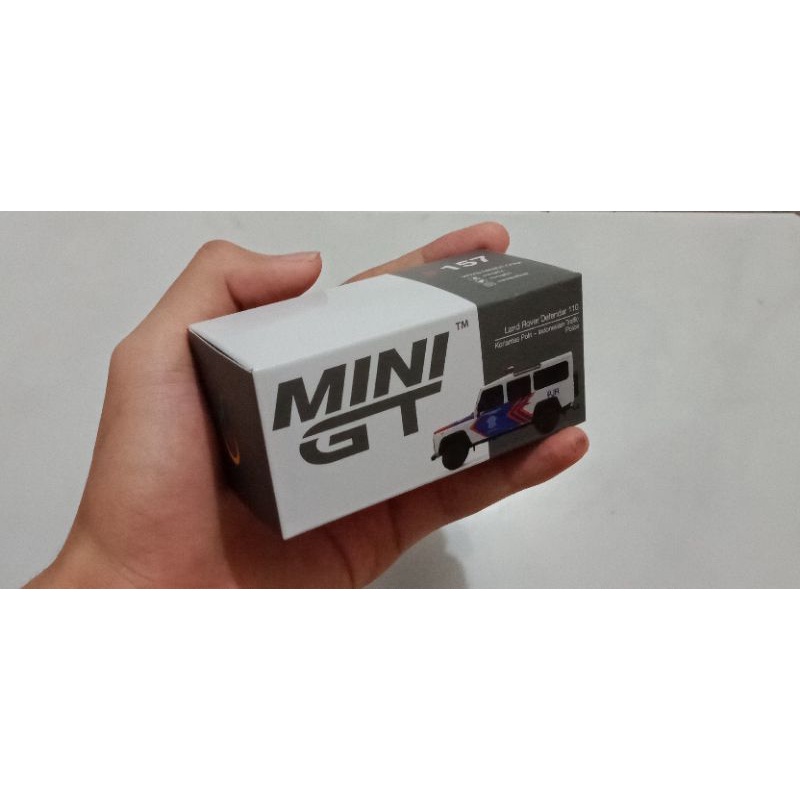 MINI GT No 157 Land Rover Defender 110 Korlantas Polri - Indonesian Traffic Police