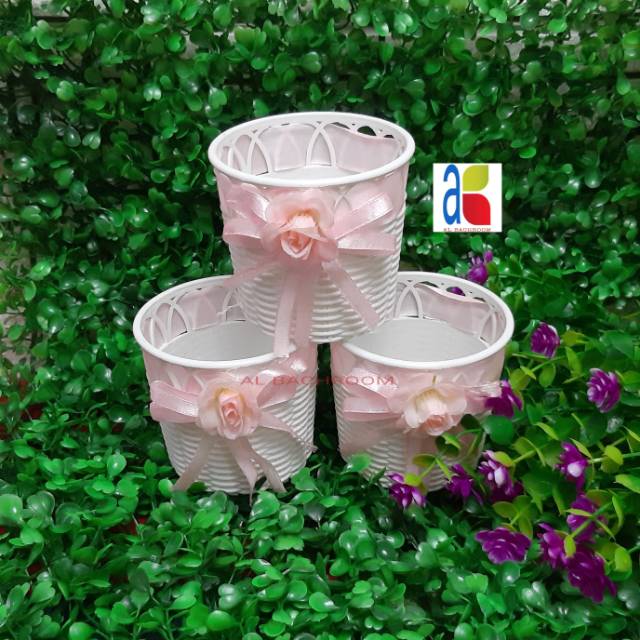 P047 VAS BUNGA HIAS ROTAN PLASTIK PITA BULAT 8CM