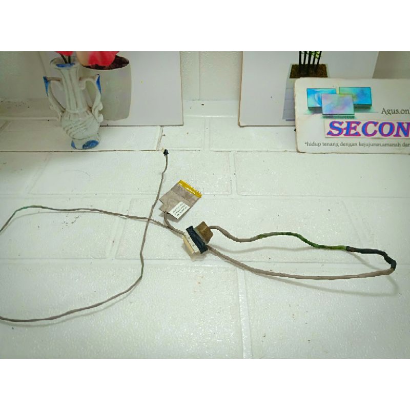 kabel fleksibel laptop Lenovo g400