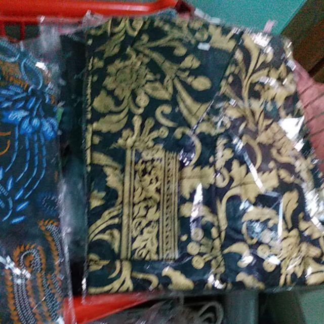 Kemejabatikpria/batikpria/batikcowok/bajubatik/pakaianbatik/batikpekalongan/batik Oval Terpopuler