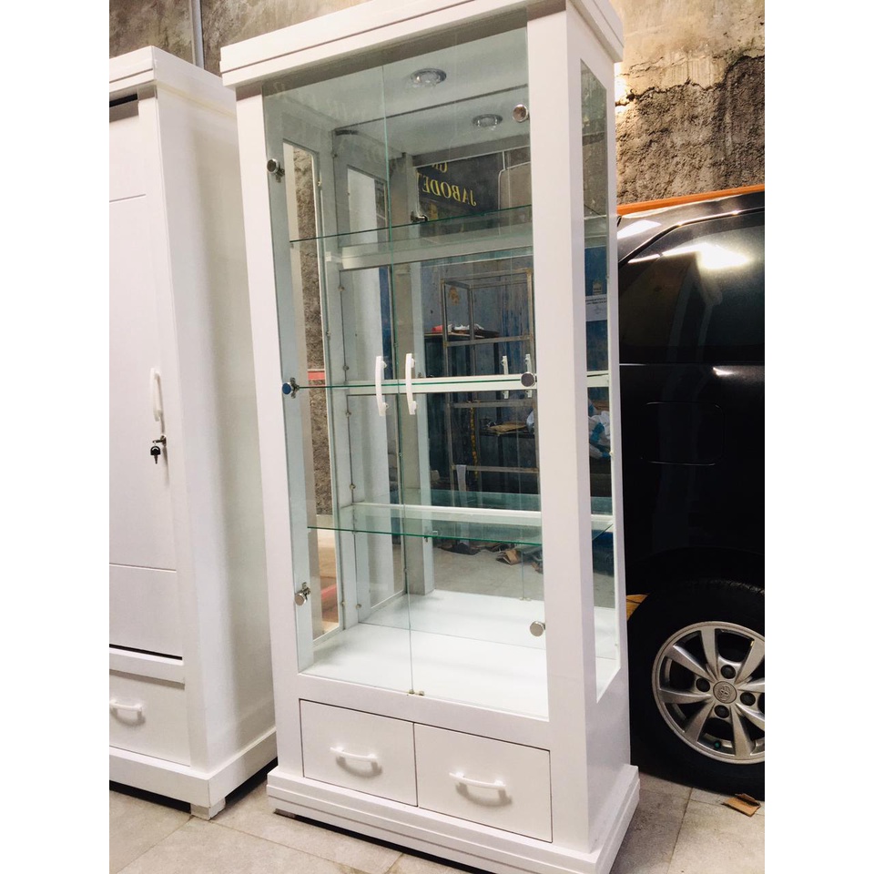 Lemari Pajangan Kaca 2 Pintu