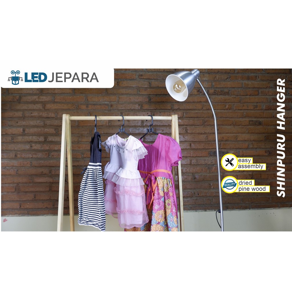 Gantungan Baju Stand Hanger Pakaian Butik