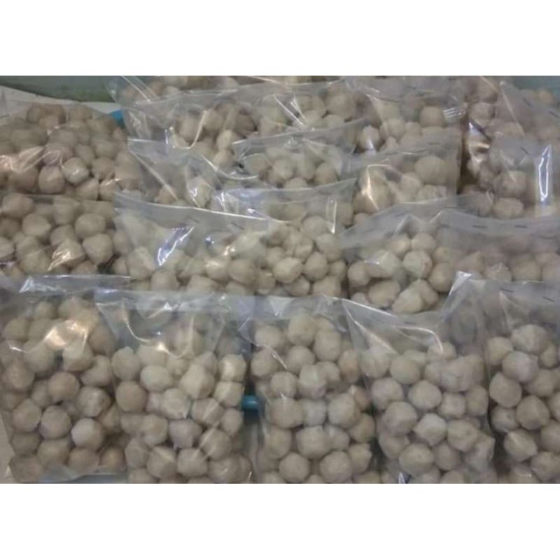 

Bakso Sapi Kecil isi 100 butir + Bumbu Kuah #Tanpa Bahan Pengawet
