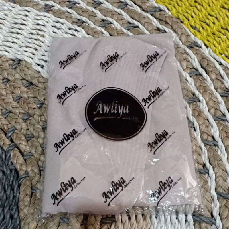 Khimar malikah standart by awliya-Tiramissu