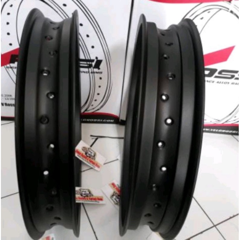 Velg Rossi SNI 215 250 18 Velg Rossi ring 18 Hitam Silver Velg Lebar 215×250 ring 18 Sepasang