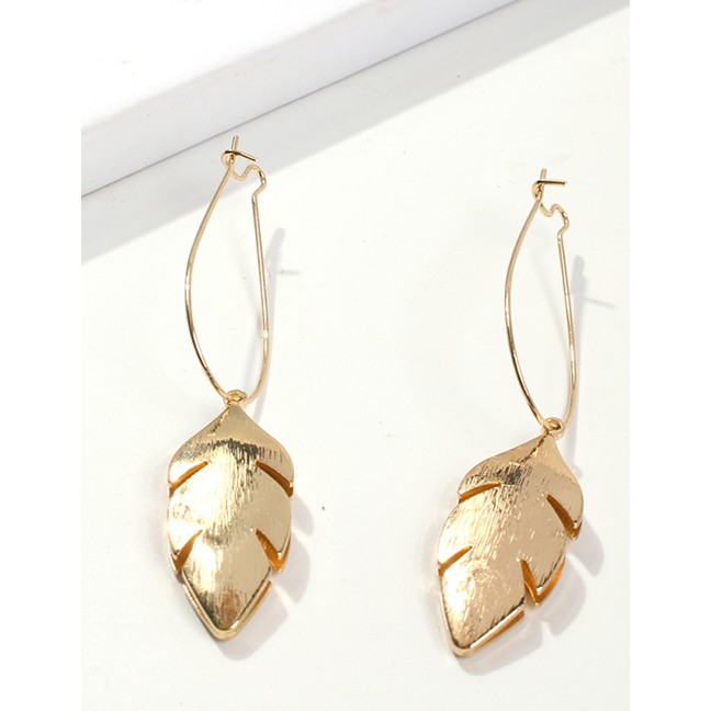 LRC Anting Tusuk Fashion Golden Leaves Alloy Leaf Butterfly Stud Earrings F70072