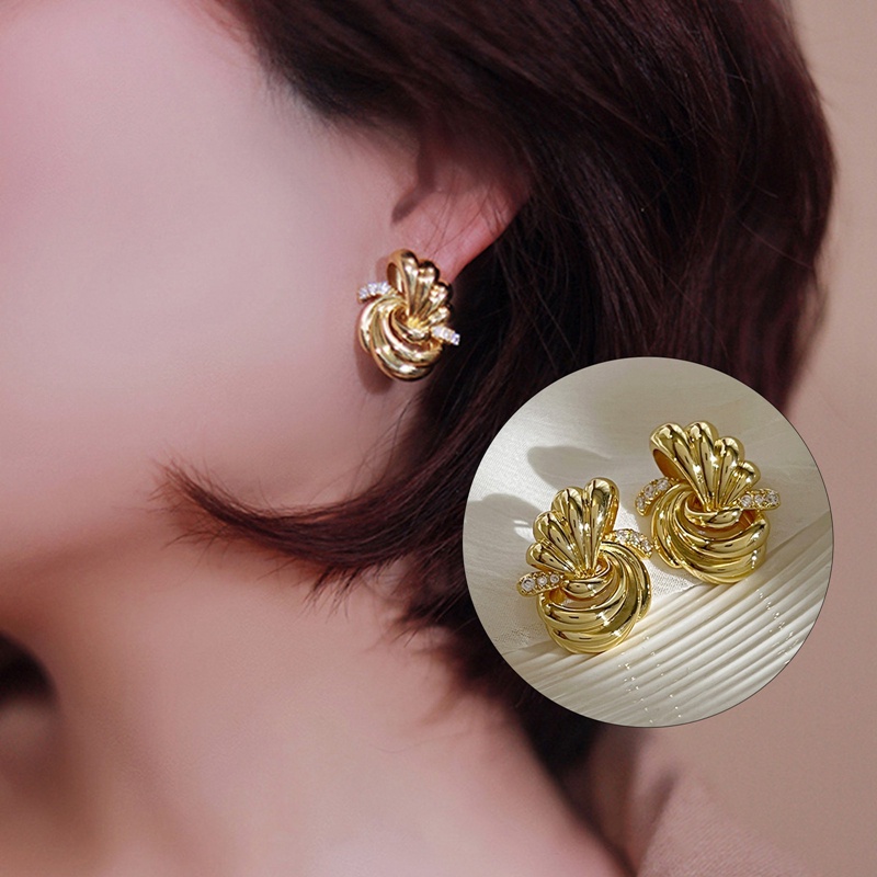 Anting Stud Bentuk Geometris Warna Emas Untuk Wanita