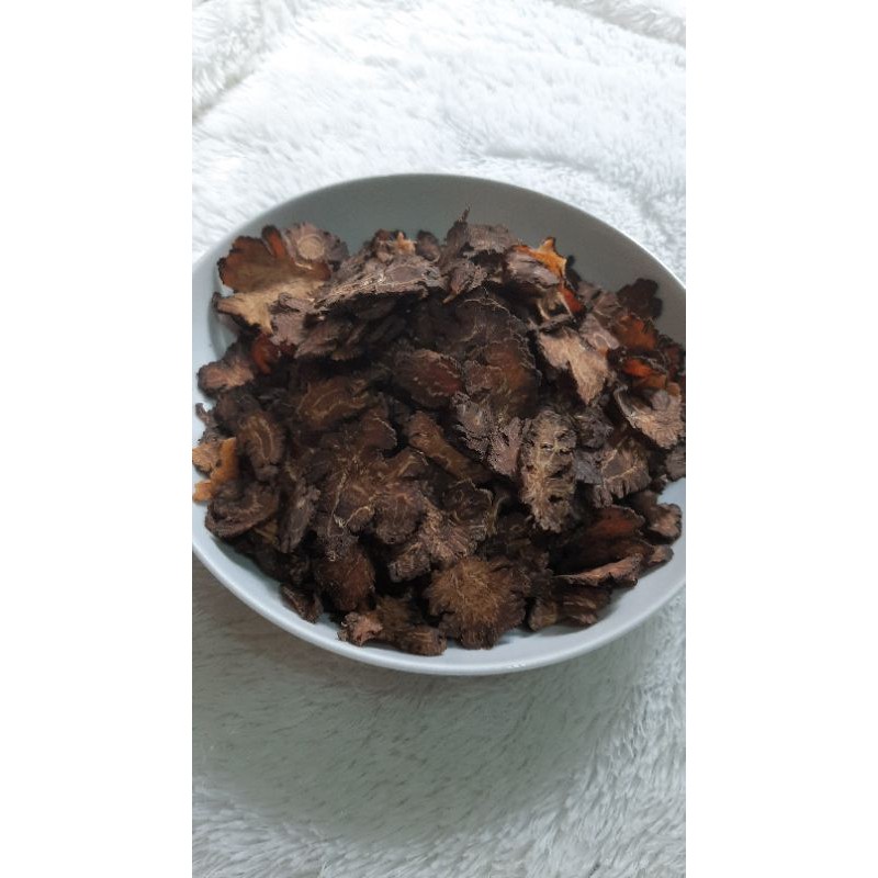 

Chuan Xiong Premium 100gram/ Chuan kiong/ Sichuan Lovage Rhizome