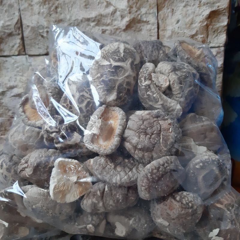 Jamur Payung/Jamur Dry  Shitake  / Jamur Hioko / Siang Ku 200 gr