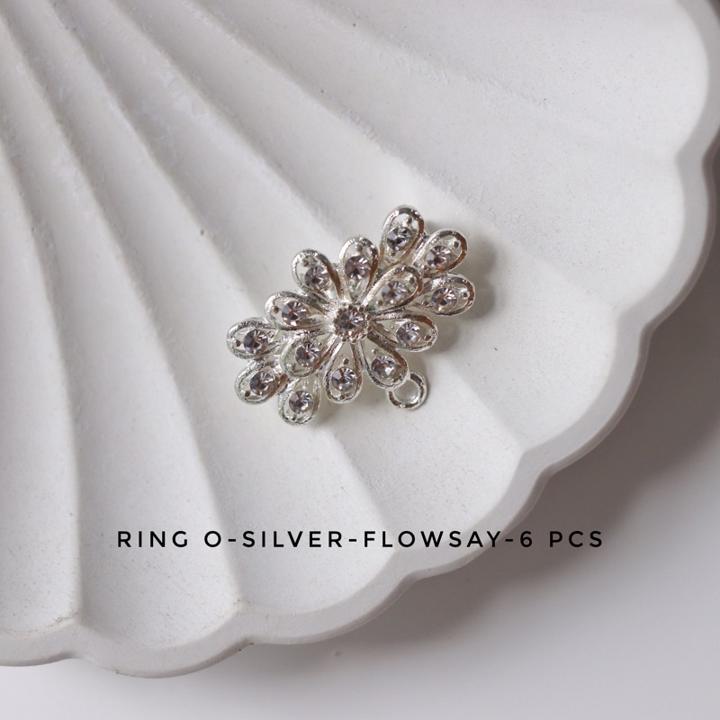 1 Lusin / 12 Pcs Bros Dagu Ring O Lusinan Part 3 Bros Dagu Warna Silver Bros Mini Bros Kecil Bros Jilbab Bros Hijab Bros Daily Bros Simple Bros Lucu Bros Imut Bros Cewek Bros Pin Bros Tuspin Bros Pin Brooch Korean Style Bros Bahan Bros Juntai Bahan Bros-O-SILVR-FLOWSAY-6PCS