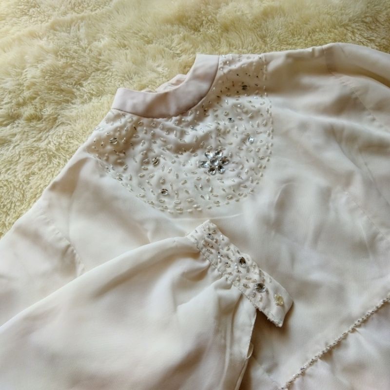 Baju putih pesta polos payet