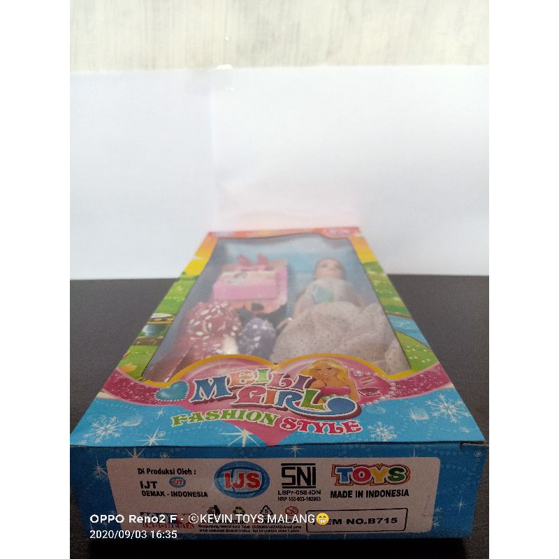 AJ B715 boneka berbie mainan kemasan box plus 2 pakaian dan sepatu / meili girls fashion style