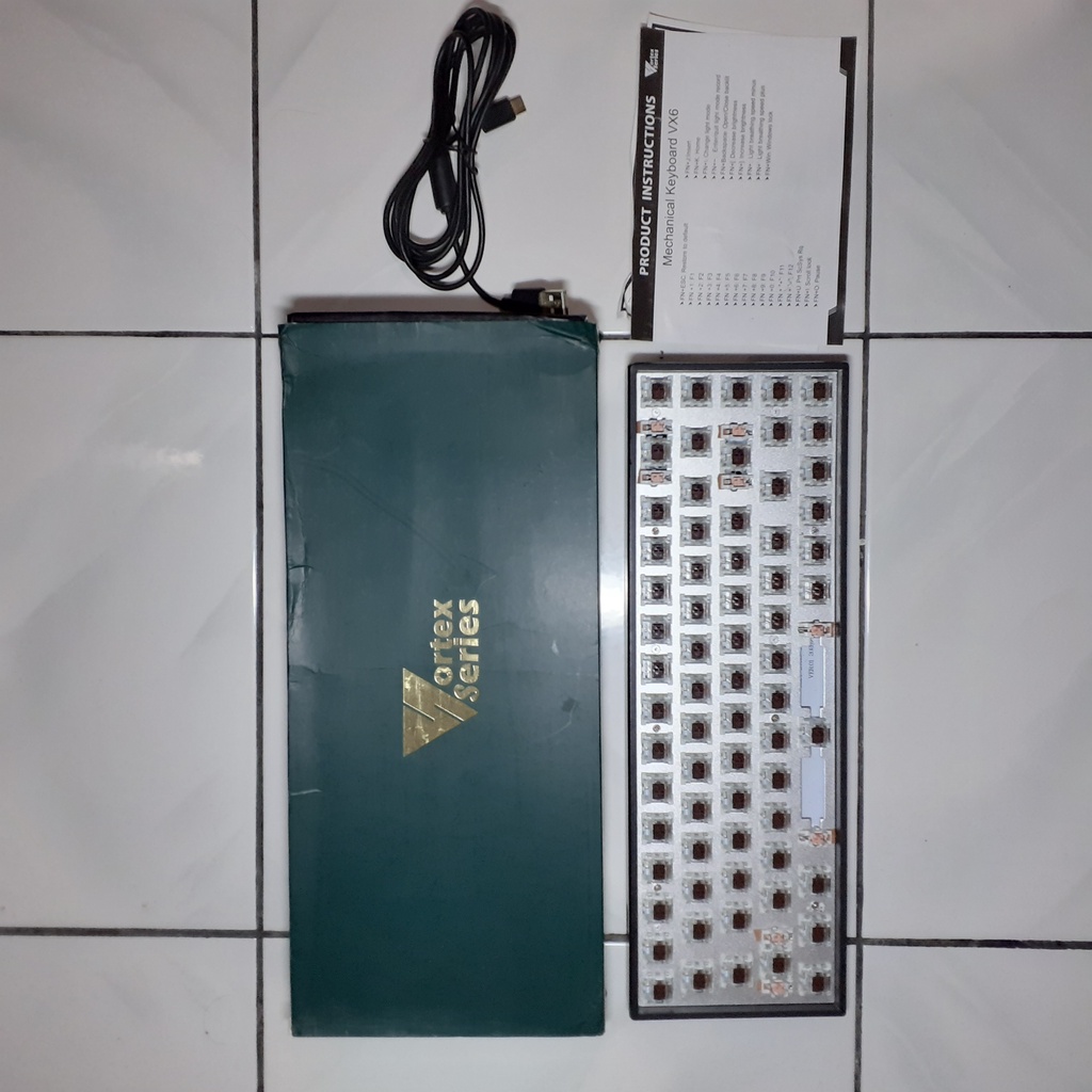 Keyboard Mechanical Vortexseries vx6 Tanpa Keycaps [Bekas, Minus]