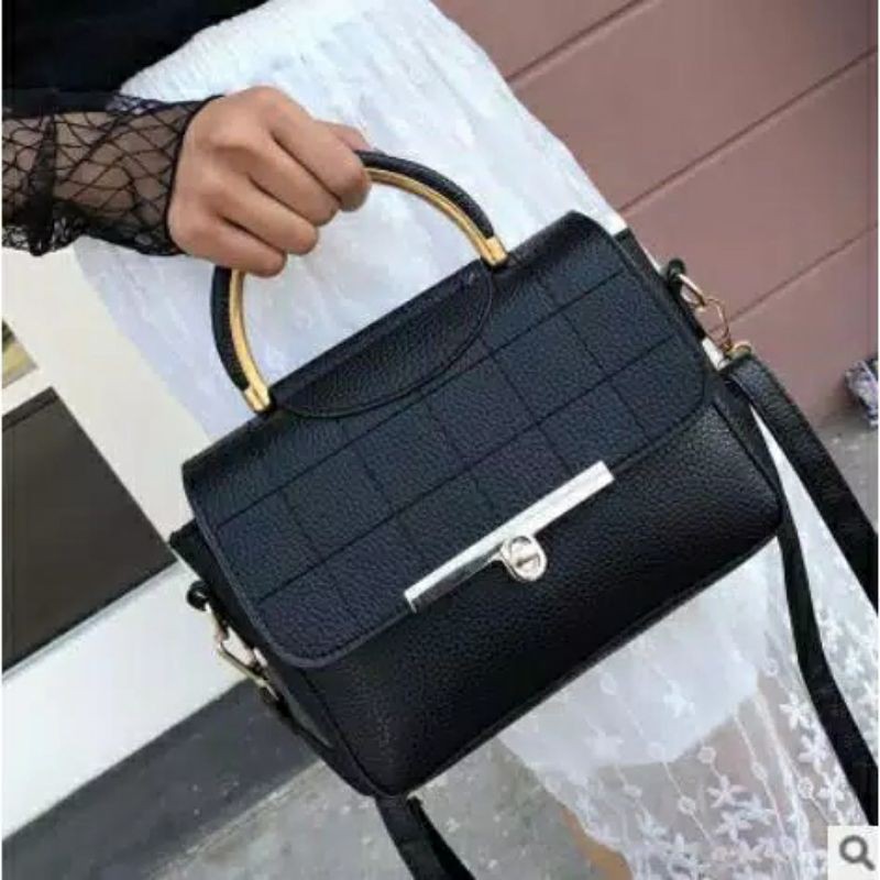 TAS SELEMPANG WANITA IMPORT KULIT HITAM PESTA SELENE