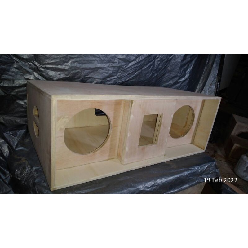 BOX LINE ARRAY 5 INCH + TWITER HORN