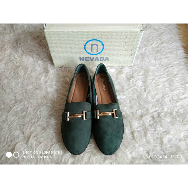 Sz38 sepatu hijau cantik wanita merk nevada