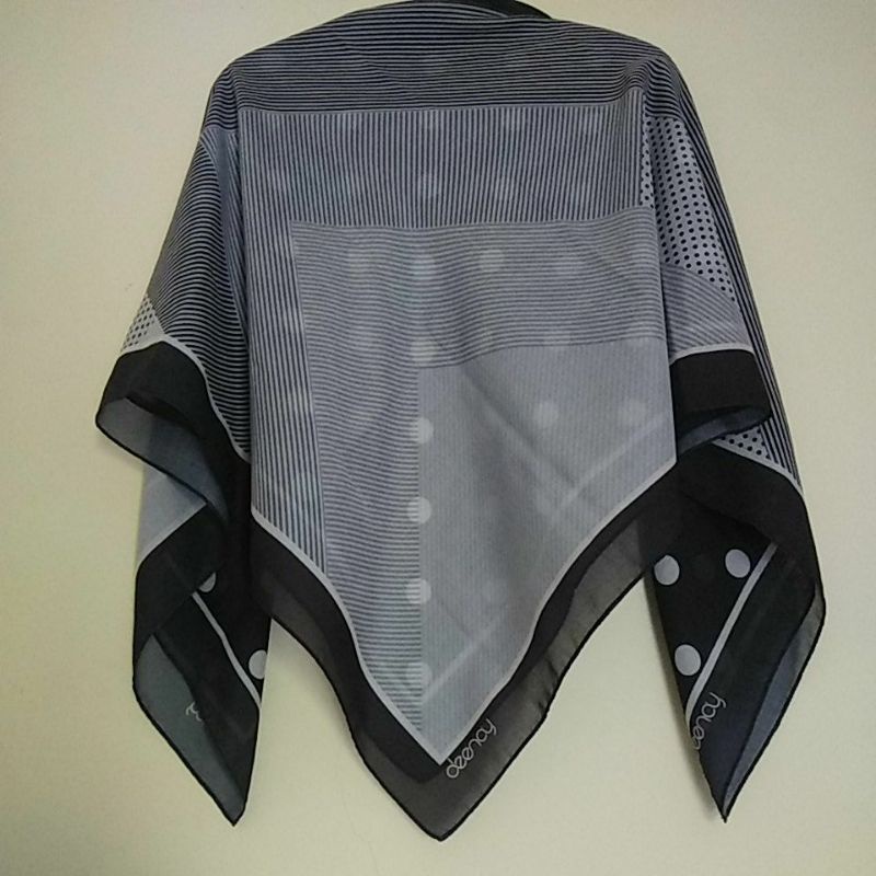 PL Kerudung segiempat Deenay Ori