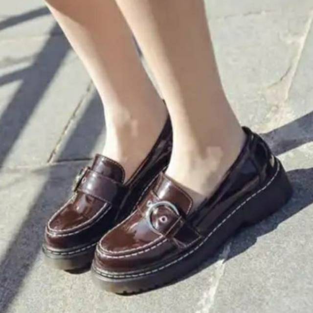 Big Ramadhan Sale Sepatu Loafers Wanita / Sepatu Docmart MAYA / Bisa Bayar Di tempat(cod)