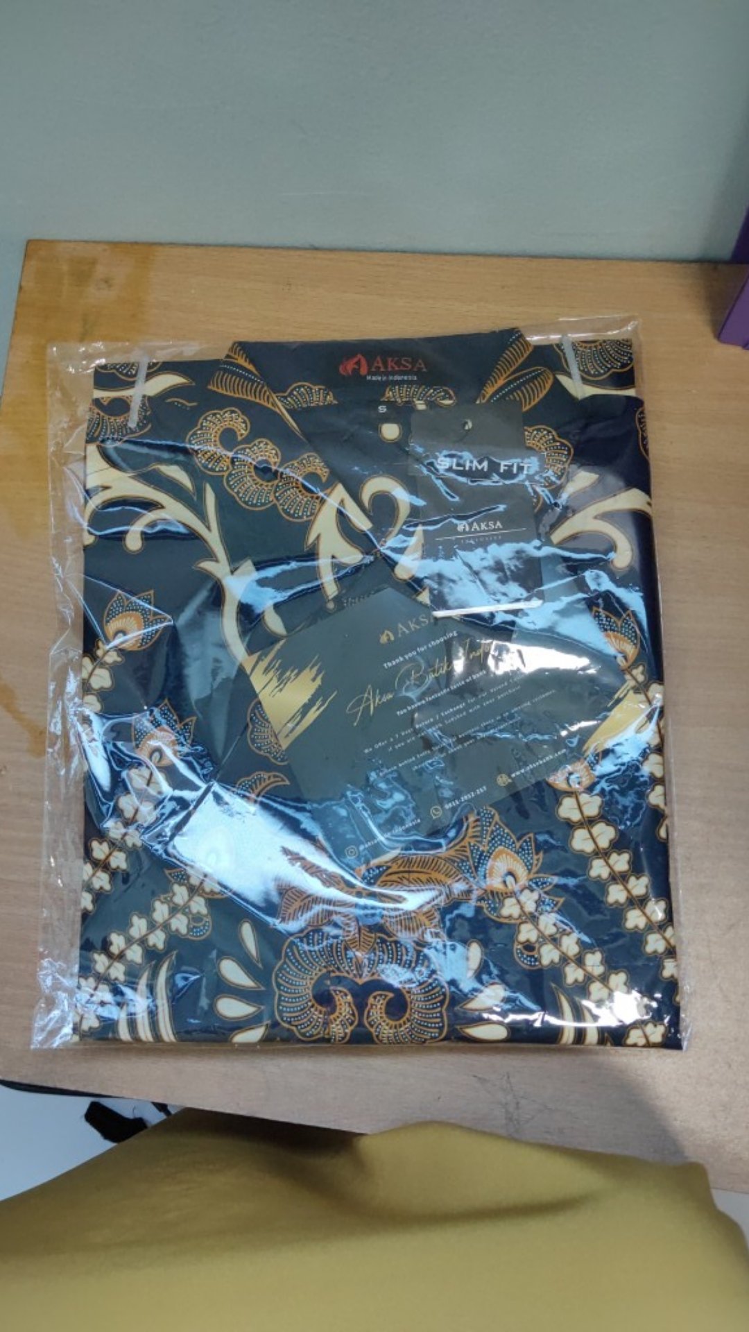 Aksa Aditya Anastasya Hem Pendek