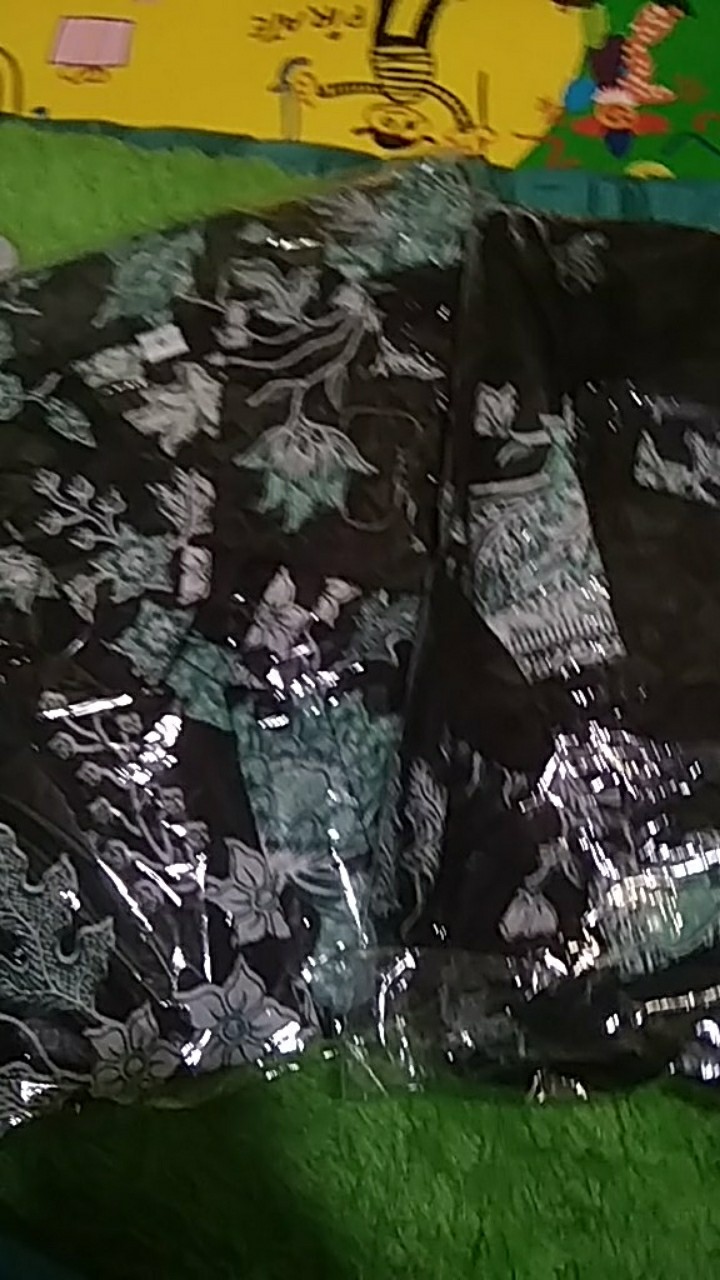 Batik Couple Sekeluarga Lengkap Dengan Anak