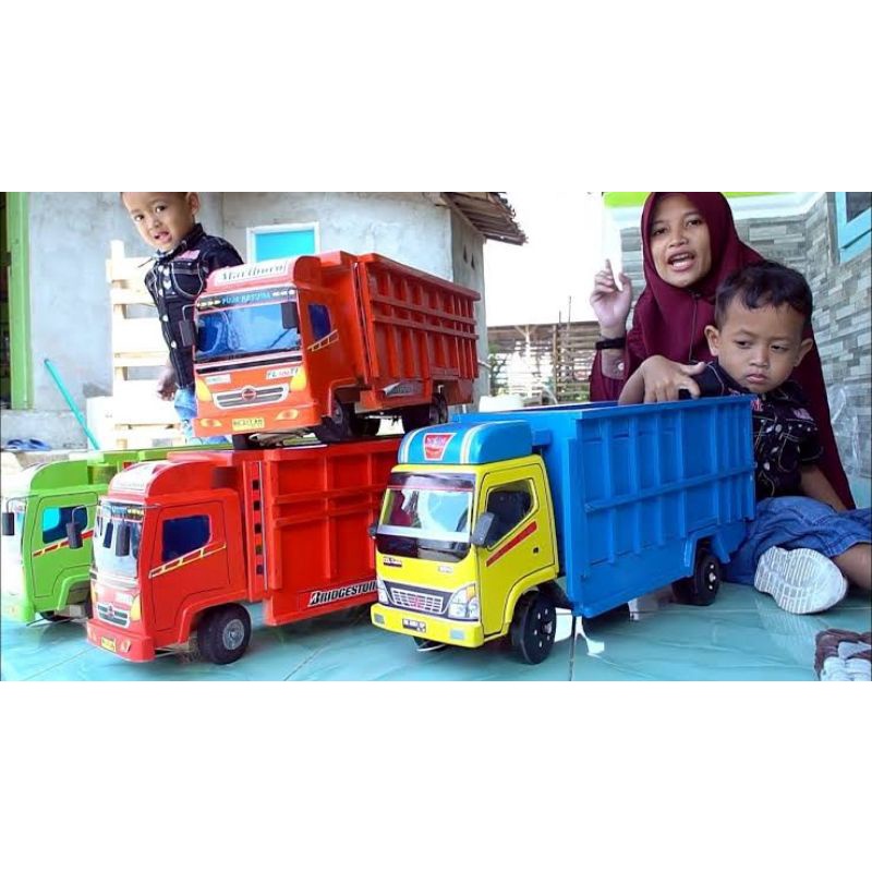 truk oleng kayu besar