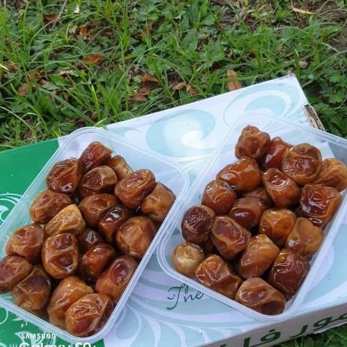 

TERMURAH Kurma sukari basah / Kurma Ruthob 1kg / Kurma Raja/KURMA 1KG/KURMA BARARI/KURMA RUTHOB/KURMA BAM/KURMA PALM FRUIT/KURMA TANGKAI/KURMA AZWA/KURMA SUKKARI/KURMA SAFAWI/KURMA TUNISIA/KURMA MUDA KUNING/KURMA MUDA HIJAU/KURMA MEDJOL/KURMA MADINAH