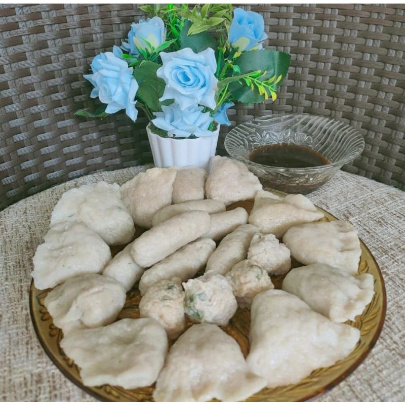 

pempek ikan tenggiri palembang