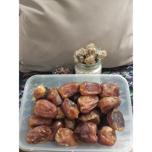 

Kurma Sukari 1 kg, 1/2 kg, 1/4 kg