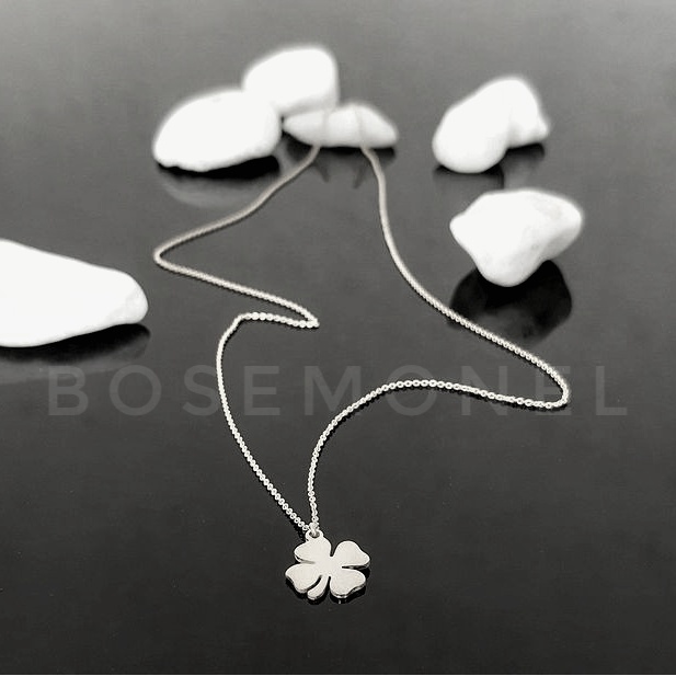 KALUNG LIONTIN MONEL ANTI KARAT LAPIS EMAS MODEL CLOVER