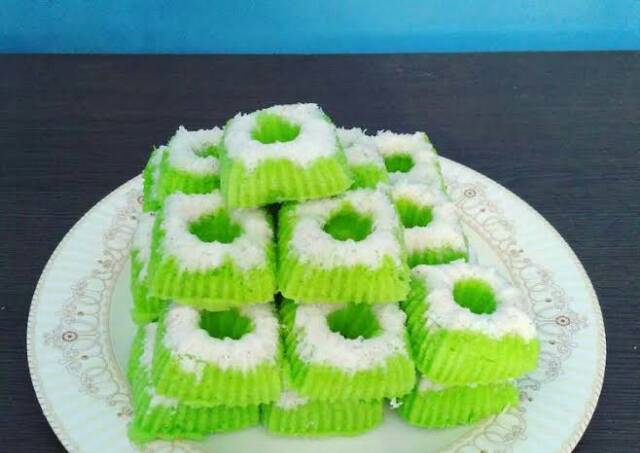 Cetakan Kue Putu Ayu Segi Bolu Puding Kotak Rege