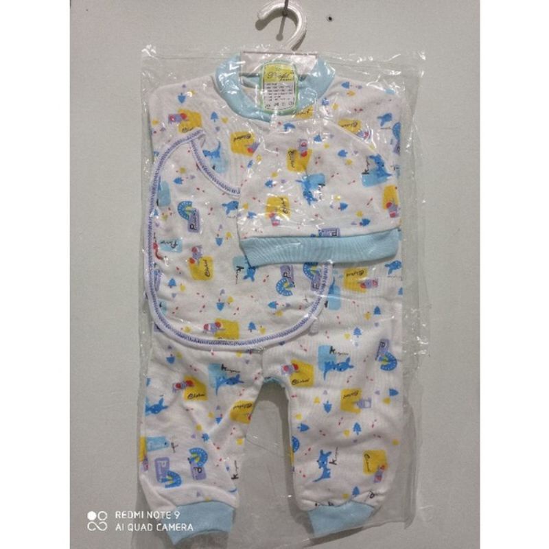 3 in 1 JUMPER Setelan Bayi Baru Lahir Lengkap Slabber dan Topi Kupluk Bahan Katun Lembut