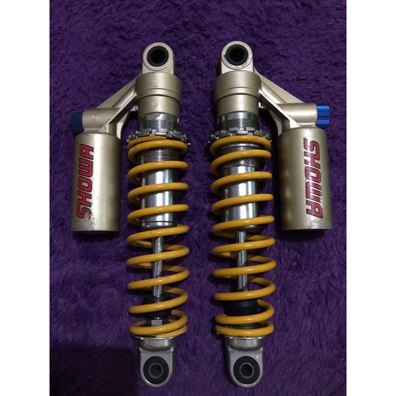 Jual shock belakang showa double klik Shopee Indonesia