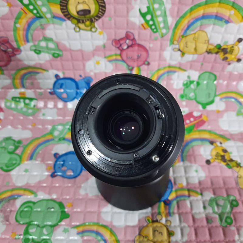 lensa nikon 18-140mm