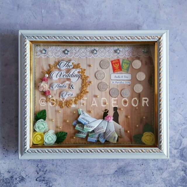 Mahar Siluet Sepasang Pengantin