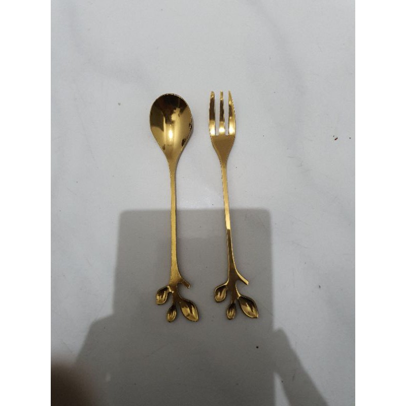 READY! Sendok Garpu Korea / Gold Silver Bentuk Daun / Tea Spoon Gold Daun / Sendok Dessert/ Souvenir