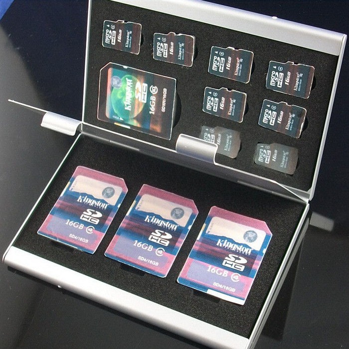 Metal 12 In 1 Box Tas Photography Bag 8 Micro SD 4 SD Card Storage Box