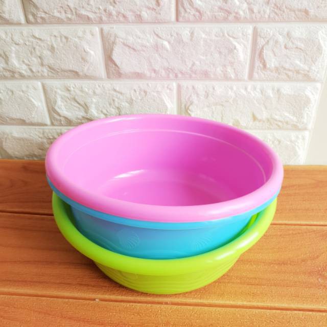 1 Pcs Baskom Plastik d35cm Warna Warni - Random Colour