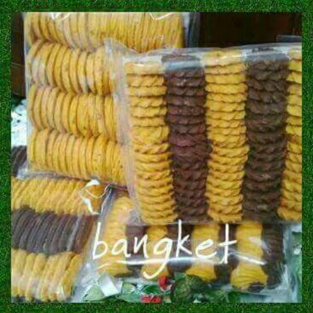 

Kue Bangket Super Renyah Malang Ready Stock! Ini yg Asli)Berat kurleb 400gr