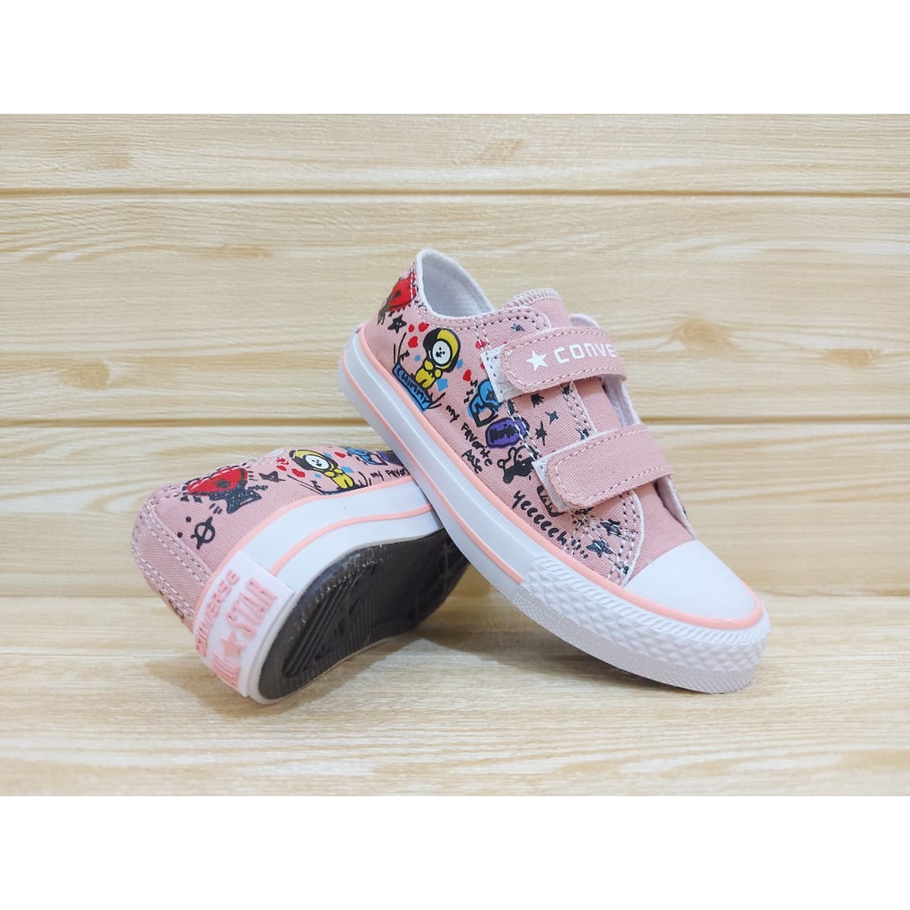 SEPATU ANAK PEREMPUAN | SEPATU SNEAKERS ANAK PEREMPUAN | SEPATU ANAK UMUR 1 2 3 4  5 6 7 TAHUN | SEPATU ANAK KARAKTER BTS/BT21 WARNA PEACH SIZE 21-35