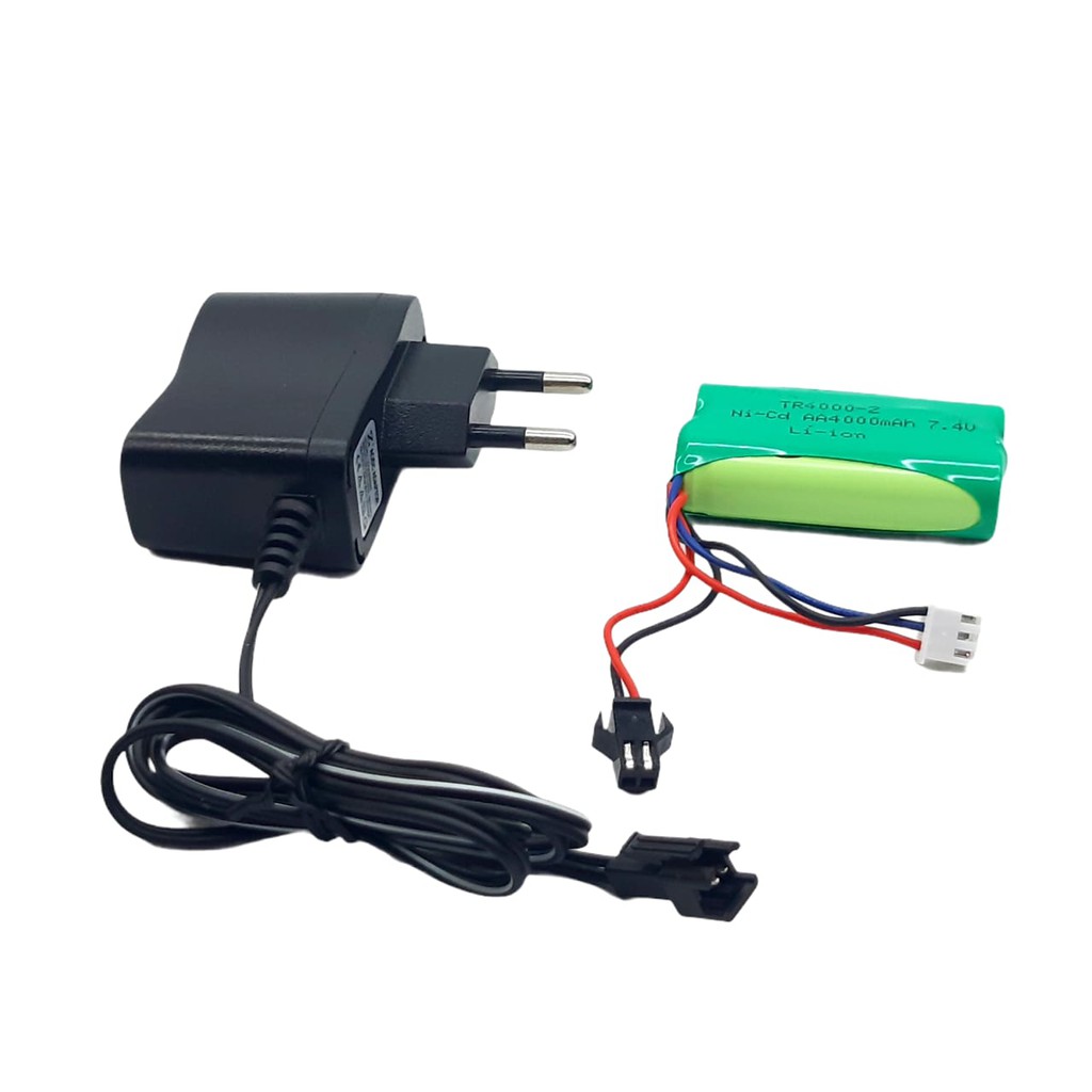 Charger + Baterai Mobil Remot RC 14500 Li-ION 7.4V - 4000mAh Dobel Socket Hitam Dan Putih